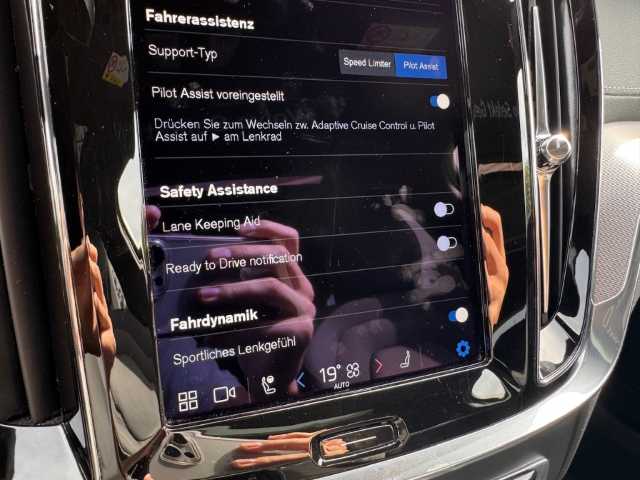 Volvo V60 Dark Hybrid Ultimate