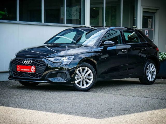 Audi A3 30 TFSI S-Tronic Sedan