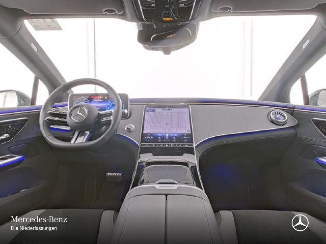 Mercedes-Benz EQE 300 Sedan