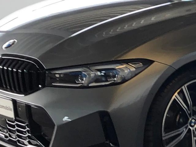 BMW 330 330i M-Sport xDrive