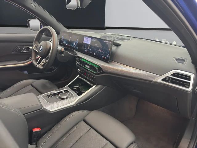 BMW 330 330e Touring xDrive