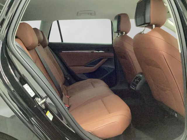 Skoda Superb Combi iV