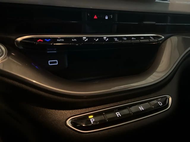 Fiat 500e Limosine 42KWH, Sitzheizung, Allwetterräder auf AL