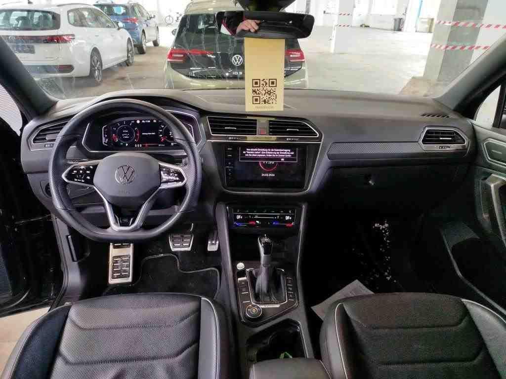 Volkswagen Tiguan Allspace DSG IQ.Drive R-Line