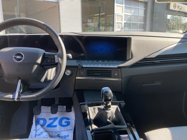 Opel Astra 1.2 Turbo Elegance Turbo