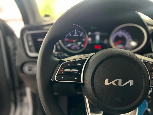 Kia Ceed CRDi Vision