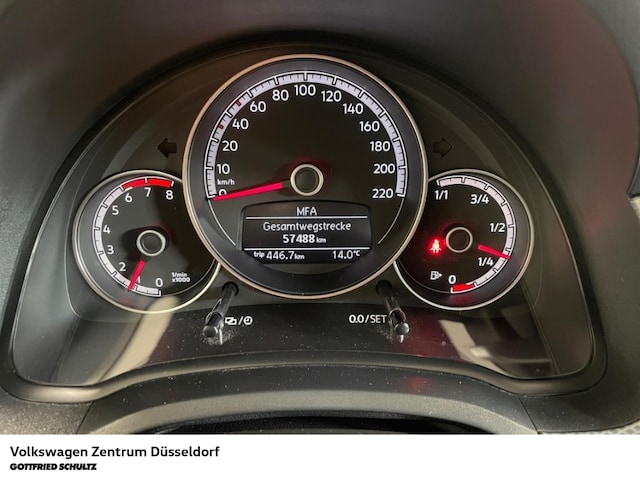 Volkswagen up! Active