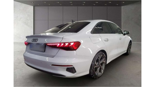 Audi A3 30 TFSI S-Tronic Sedan