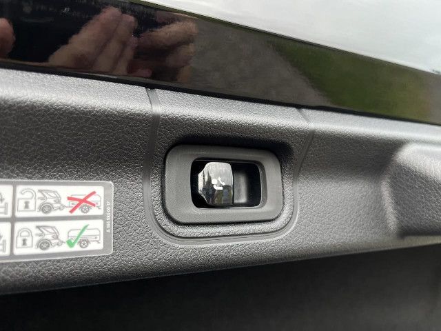 Mercedes-Benz EQE 350 Sedan