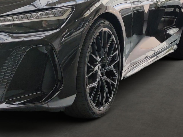 Audi A6 Avant Quattro S-Tronic