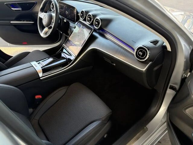 Mercedes-Benz C 200 AVANTGARDE C 200 d Sedan