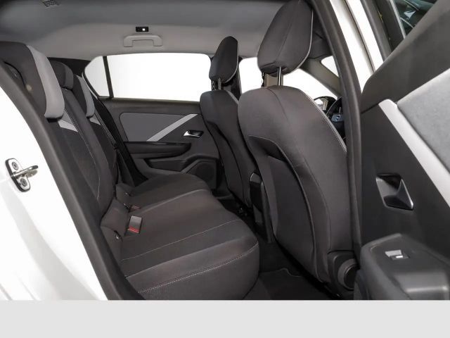 Opel Astra 1.2 Turbo Edition Turbo