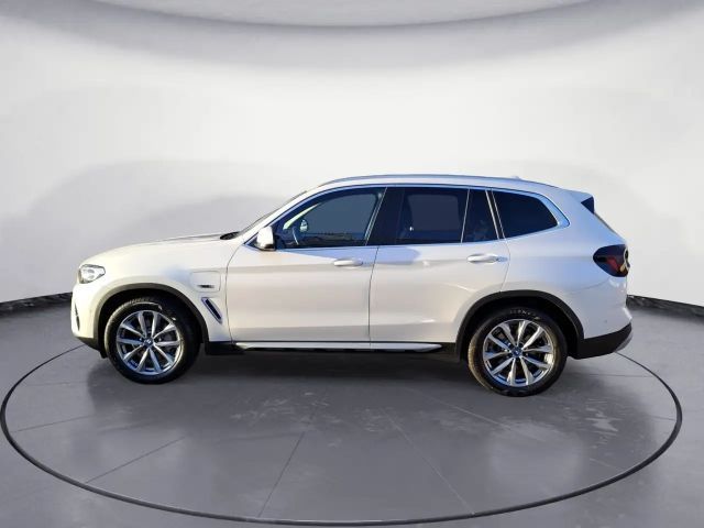 BMW X3 xDrive30e