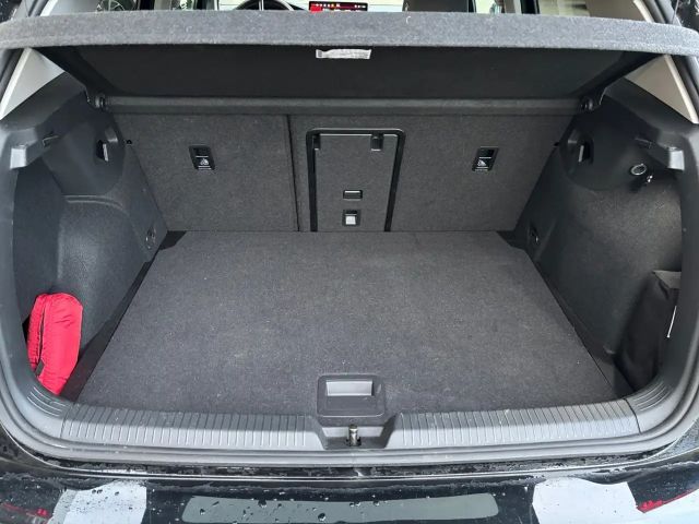 Volkswagen Golf Life Plus