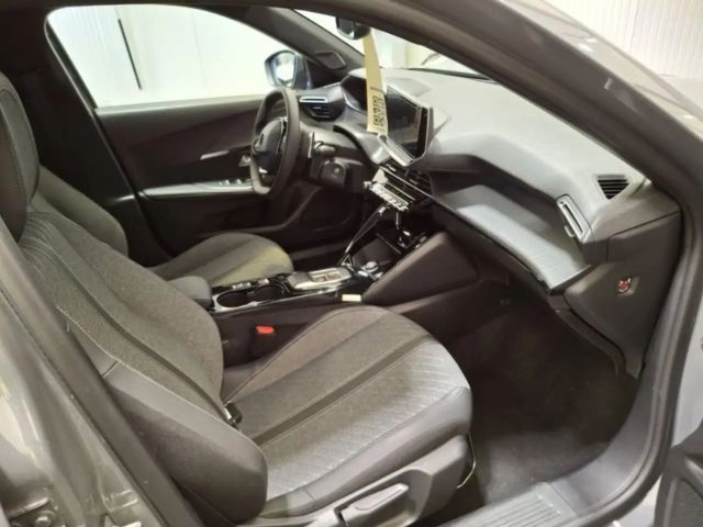 Peugeot 2008 Allure Pack EAT8