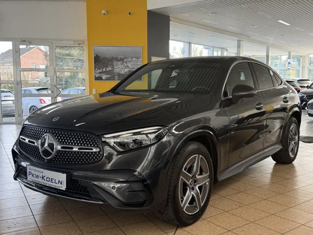 Mercedes-Benz GLC 300 4MATIC AMG Line GLC 300 d