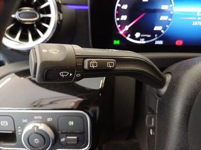 Mercedes-Benz CLA 200 AMG Line Shooting Brake