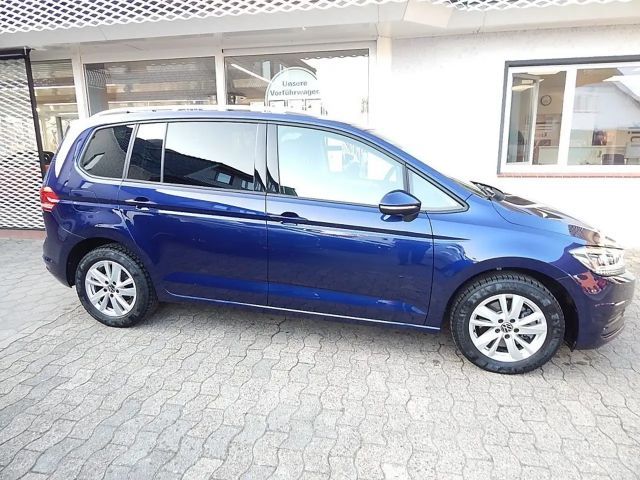 Volkswagen Touran 1.5 TSI Comfortline