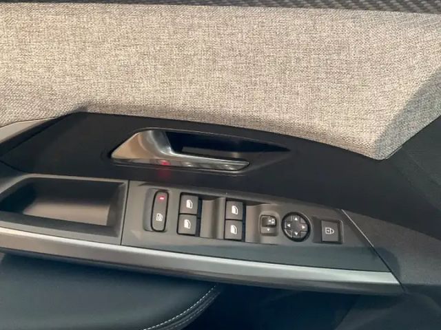 Peugeot E-3008 Allure Pack
