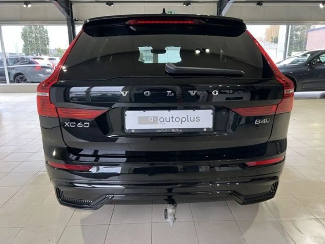 Volvo XC60 AWD Dark Plus