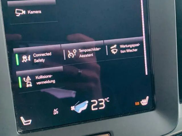 Volvo XC40 Recharge T4