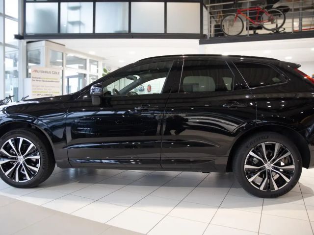 Volvo XC60 AWD Dark Plus