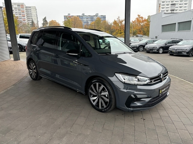 Volkswagen Touran 1.5 TSI DSG IQ.Drive R-Line