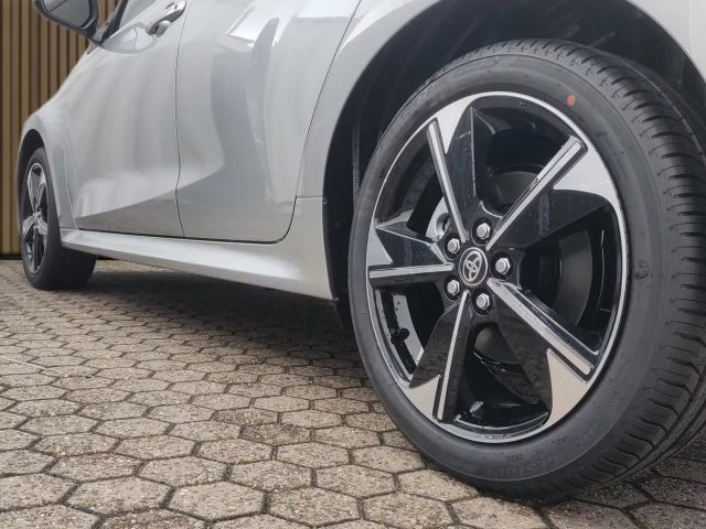 Toyota Yaris Hatchback Hybride Style