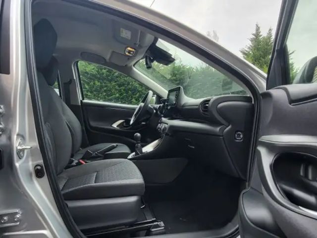 Toyota Yaris Hatchback Team D VVT-i