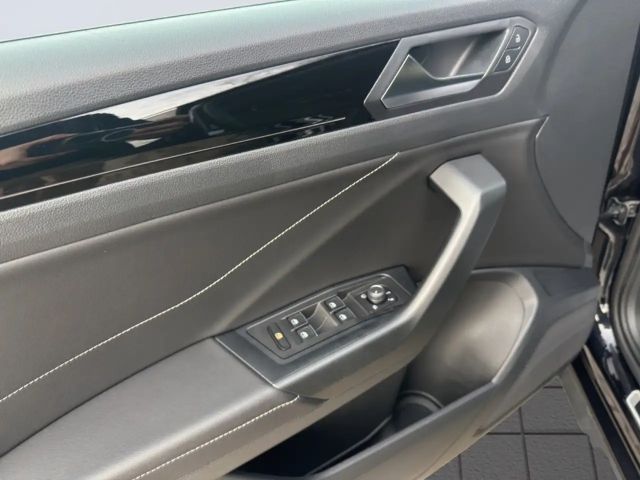 Volkswagen T-Roc DSG R-Line