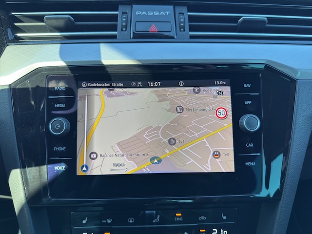 Volkswagen Passat 2.0 TDI Business DSG Variant