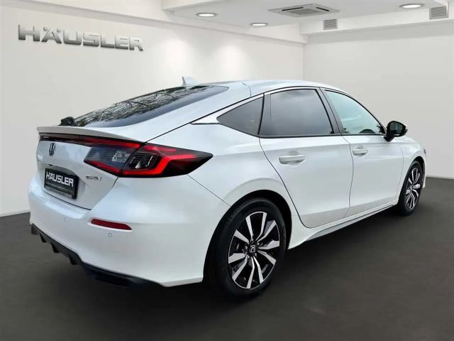 Honda Civic 2.0 Elegance Hybrid