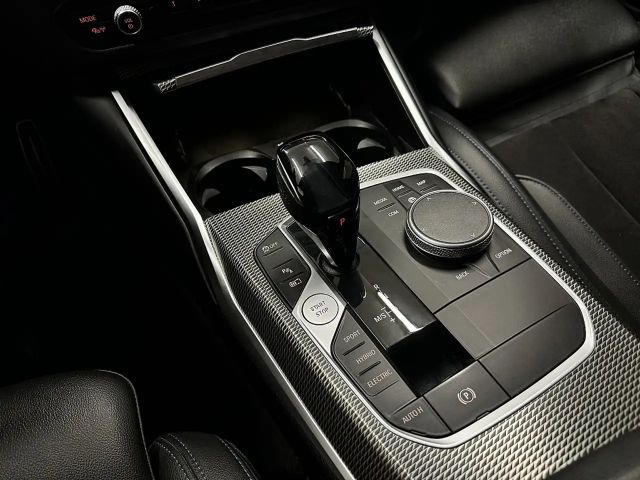 BMW 330 330e Touring