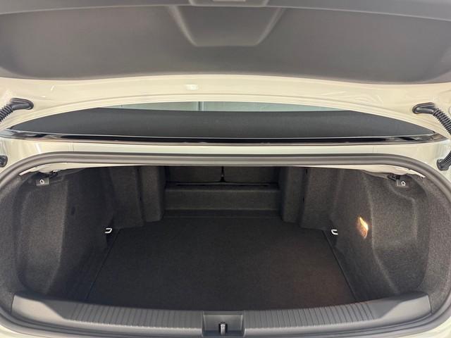 Volkswagen T-Roc Cabriolet IQ.Drive R-Line