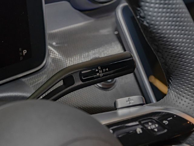 Mercedes-Benz C 200 AMG Line Sedan