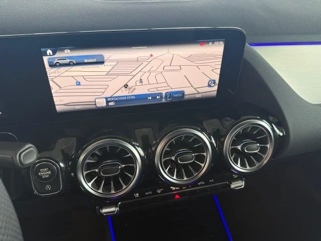 Mercedes-Benz GLA 180 AMG Line