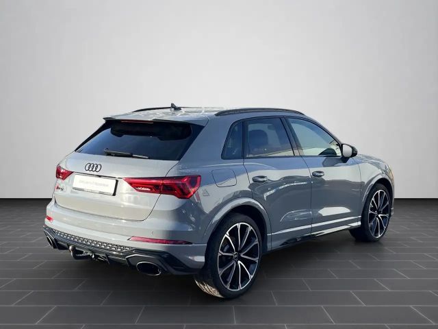 Audi RS Q3 S-Tronic