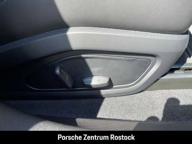 Porsche Taycan 4 Cross Turismo