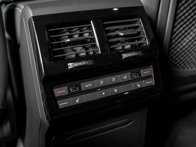 Volkswagen Touareg 3.0 l V6 TDI 4M Massage Pano