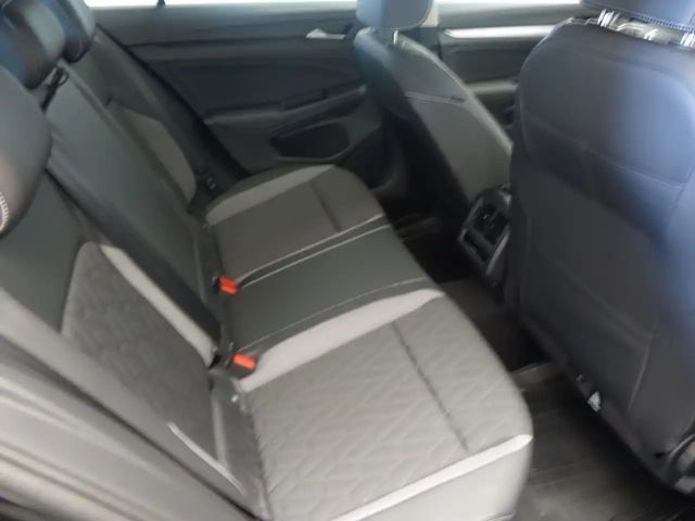 Volkswagen Golf ACT Life