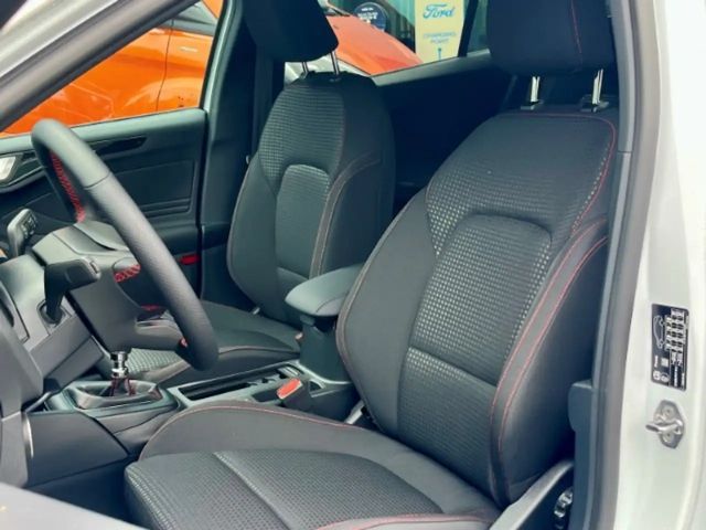 Ford Focus ST Line Wagon