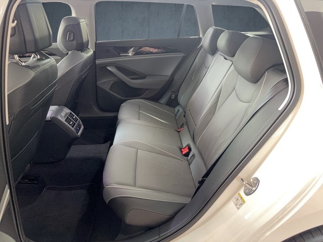 Volkswagen Passat 2.0 TDI DSG Elegance Elegance