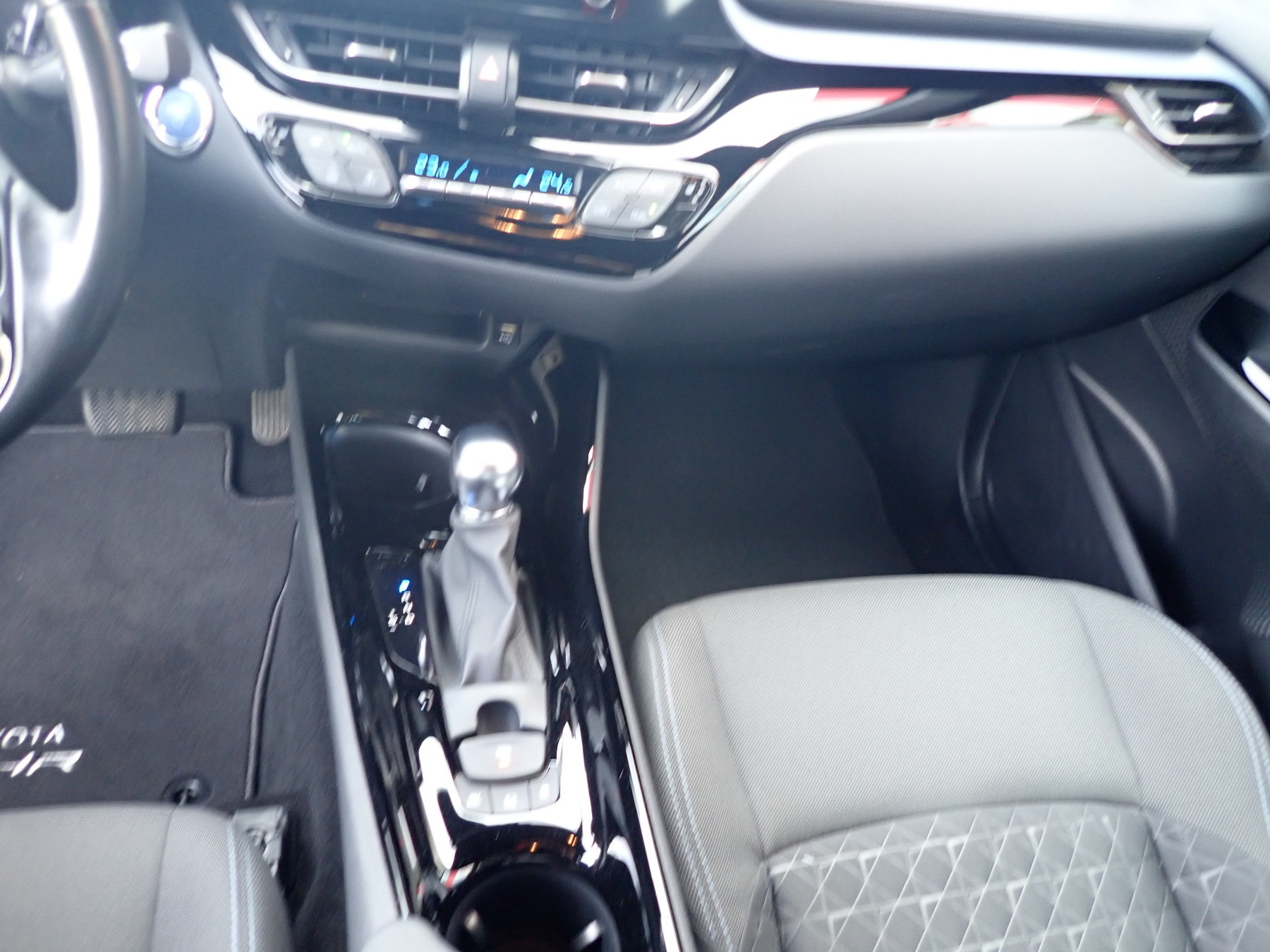 Toyota C-HR 5-deurs Plus