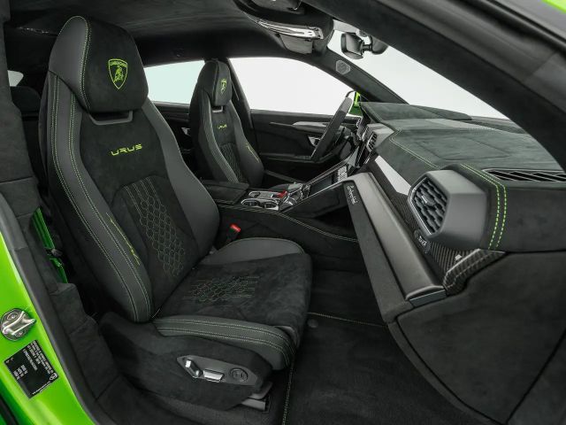 Lamborghini Urus Performante