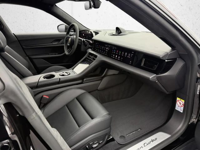Porsche Taycan Turbo