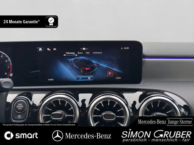 Mercedes-Benz A 35 AMG 4MATIC AMG Line