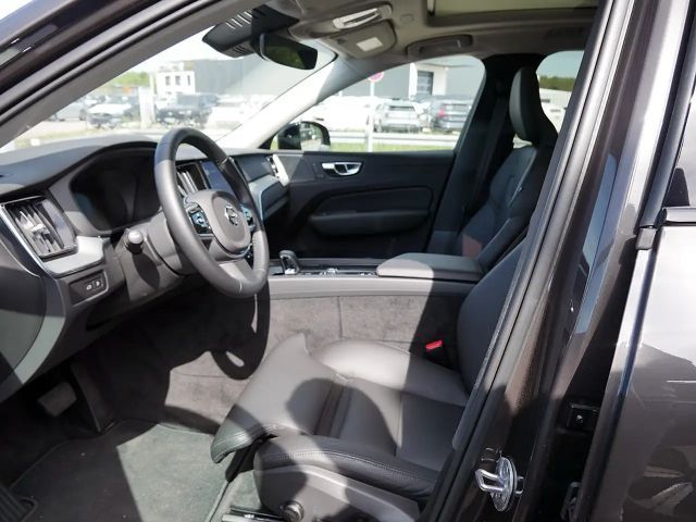 Volvo XC60 AWD Dark Plus T6