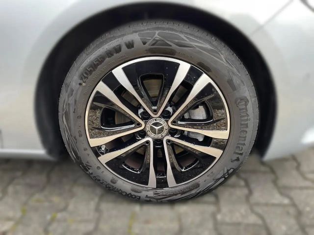 Mercedes-Benz B 200 Progressive Sedan