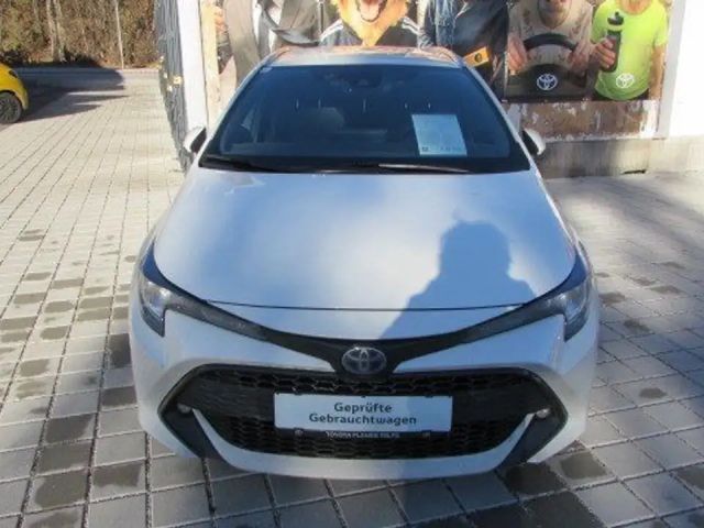 Toyota Corolla Active Hybride Touring