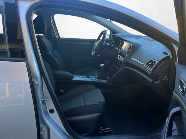 Renault Megane Equilibre Equilibre TCe 140